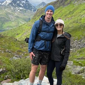 Meet your Posher, Casey